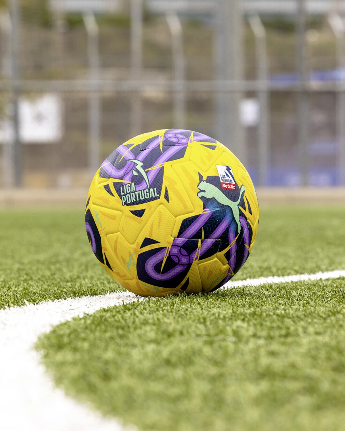 Imagem de contexto do artigo Premier League passará a usar bolas da Puma já em 2025/26