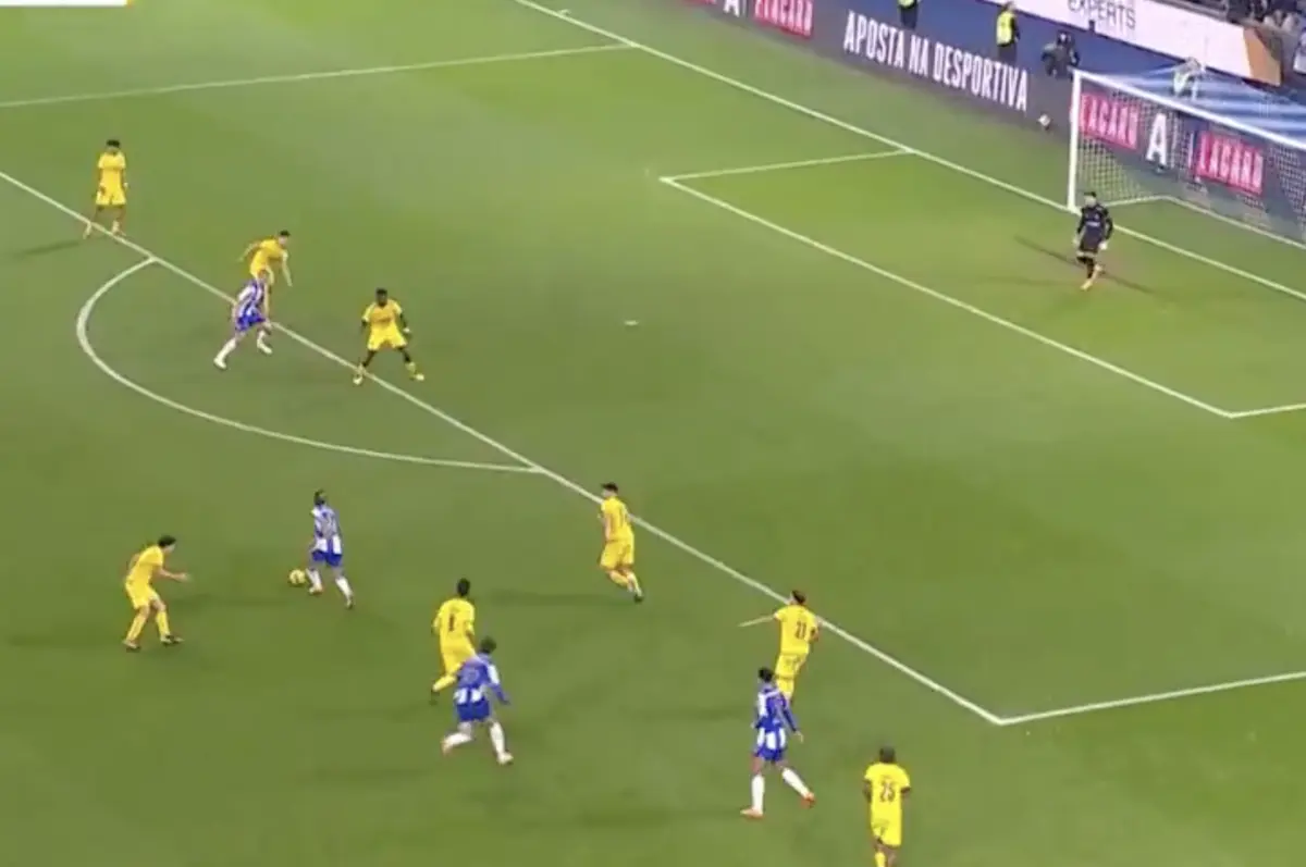 Imagem de contexto do artigo Rodrigo Mora assina um grande golo no FC Porto-Sintrense. Veja o lance