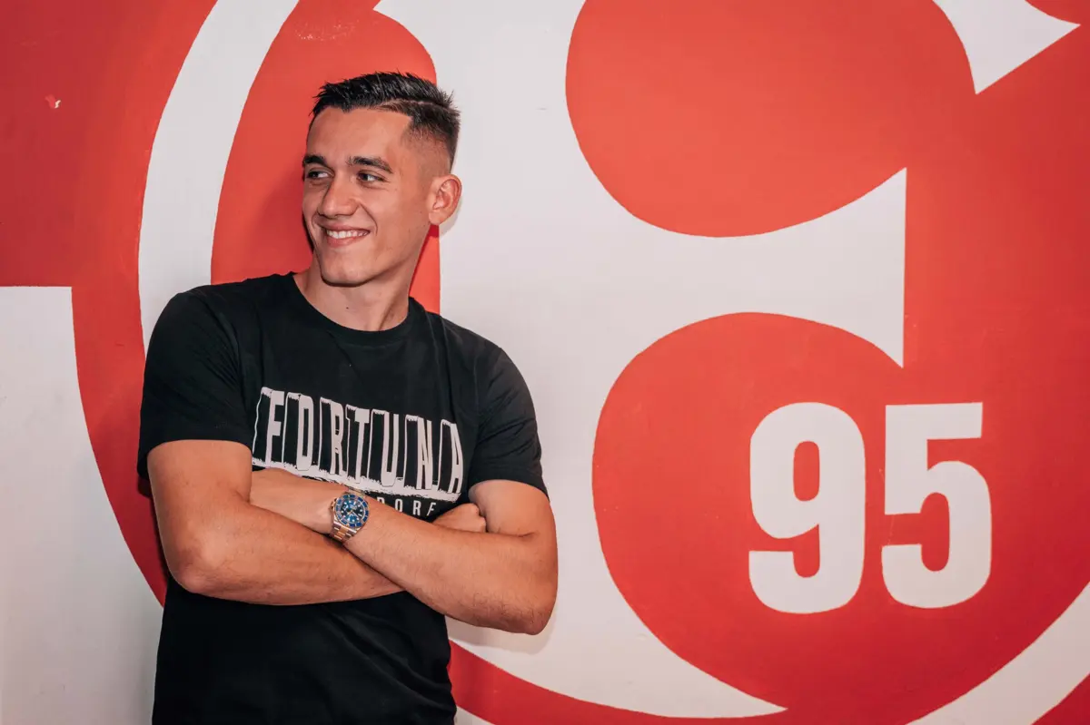 Imagem de contexto do artigo Oficial: Sporting volta a emprestar Sotiris Alexandropoulos