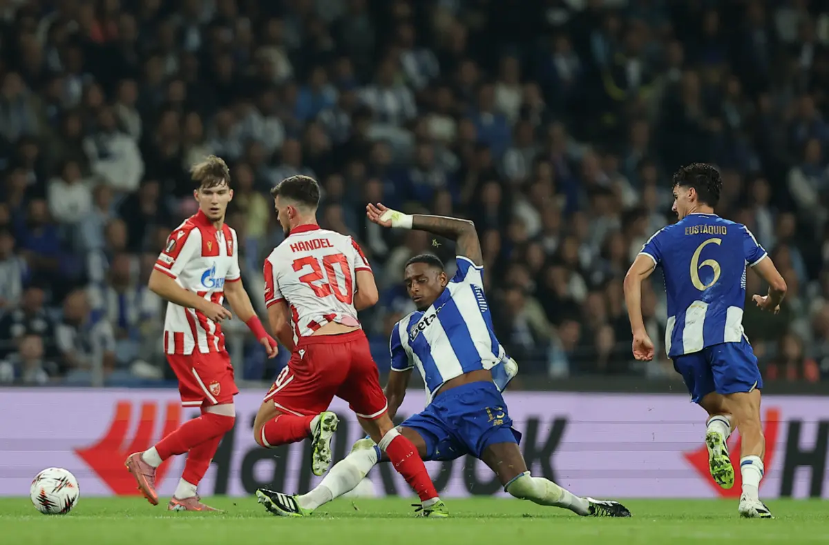 Tomás Händel defrontou o FC Porto na Liga Europa, pelo Estrela Vermelha