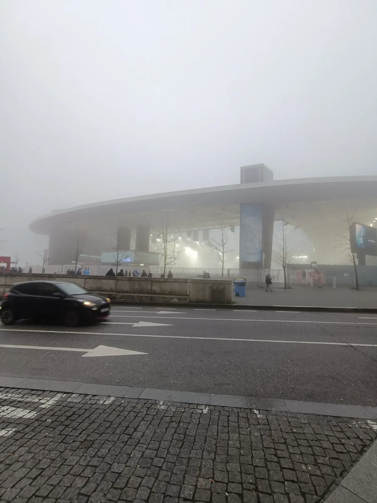 Imagem de contexto do artigo Nevoeiro na zona do Dragão a cerca de três horas do FC Porto-Sporting