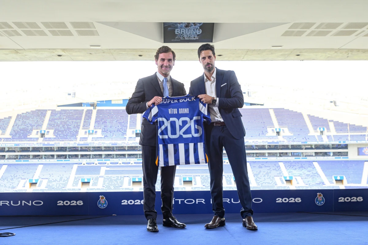 Villas-Boas e Vítor Bruno (Créditos: Pedro Granadeiro/Global Imagens)