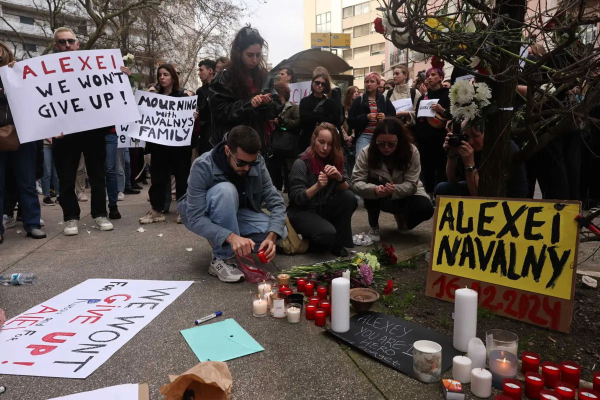 Navalny morreu na prisão