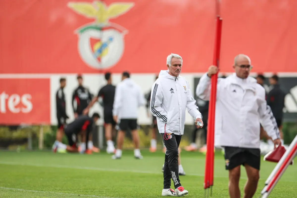 José Mourinho, treinador do Benfica