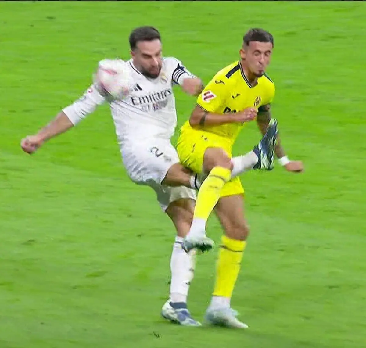 Imagem de contexto do artigo Real Madrid teme por Carvajal: lateral saiu a chorar e de maca