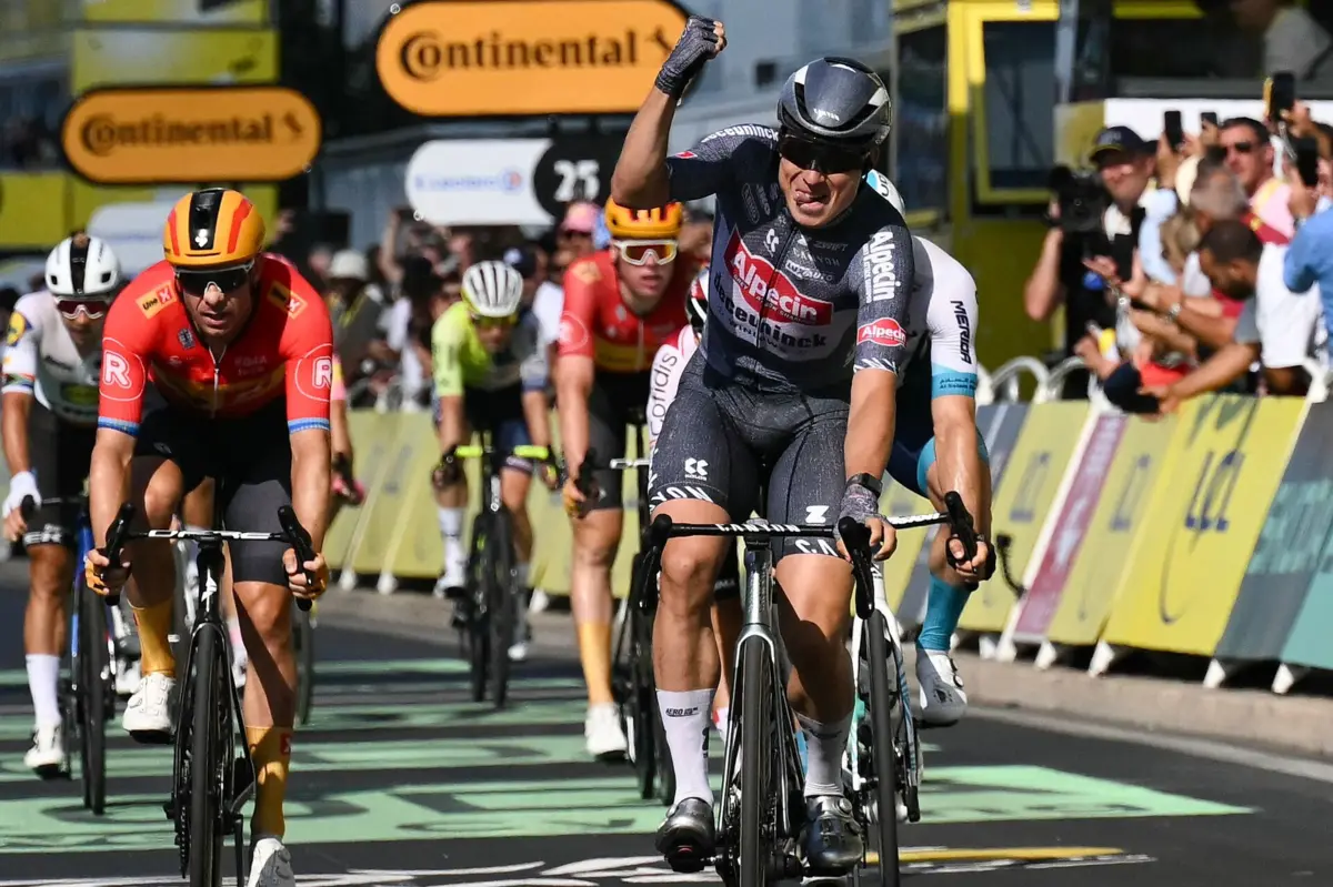 Jasper Philipsen (Créditos: AFP)