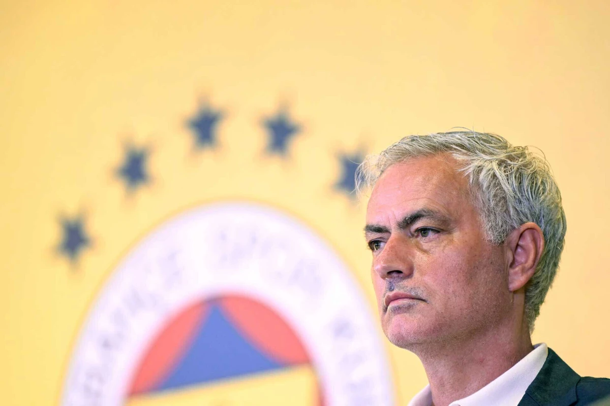 Mourinho (créditos: AFP)