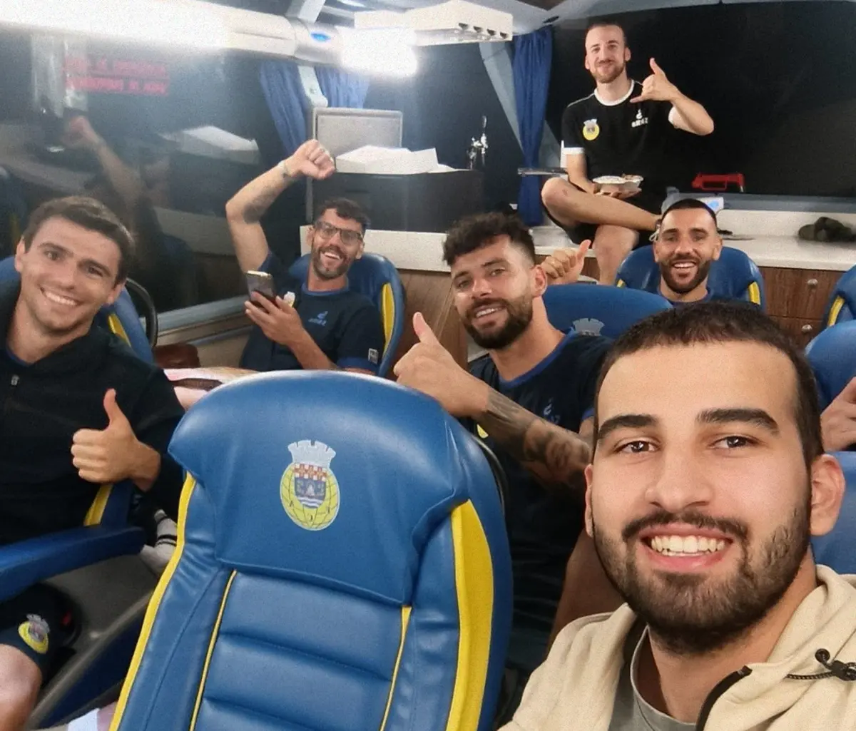 Imagem de contexto do artigo Foi a Faro sozinho ver o Arouca e regressou a casa no autocarro da equipa