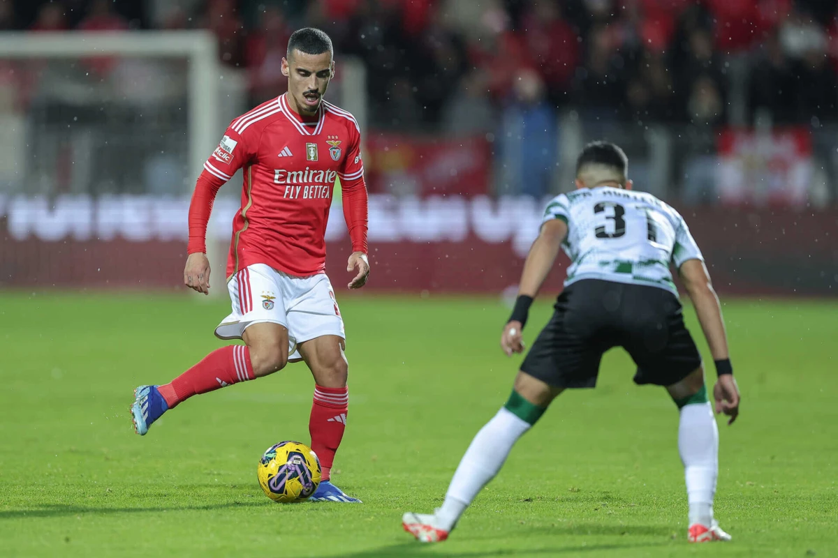 Chiquinho com a bola