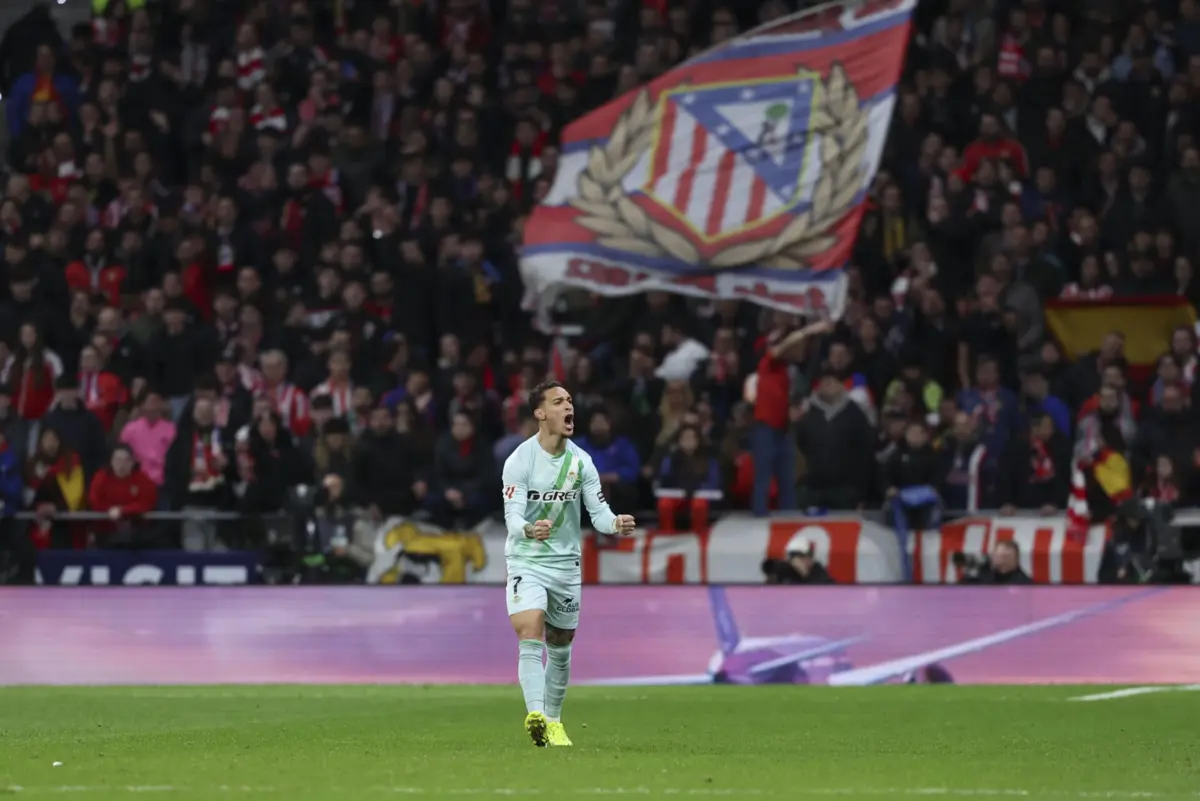 Antony marcou para o Bétis