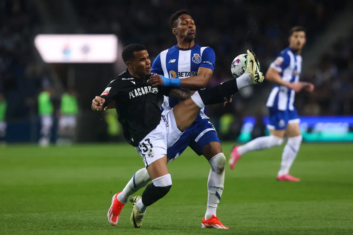 Kaio César num duelo com wendell (Créditos: Ivan del Val/Global Imagens)