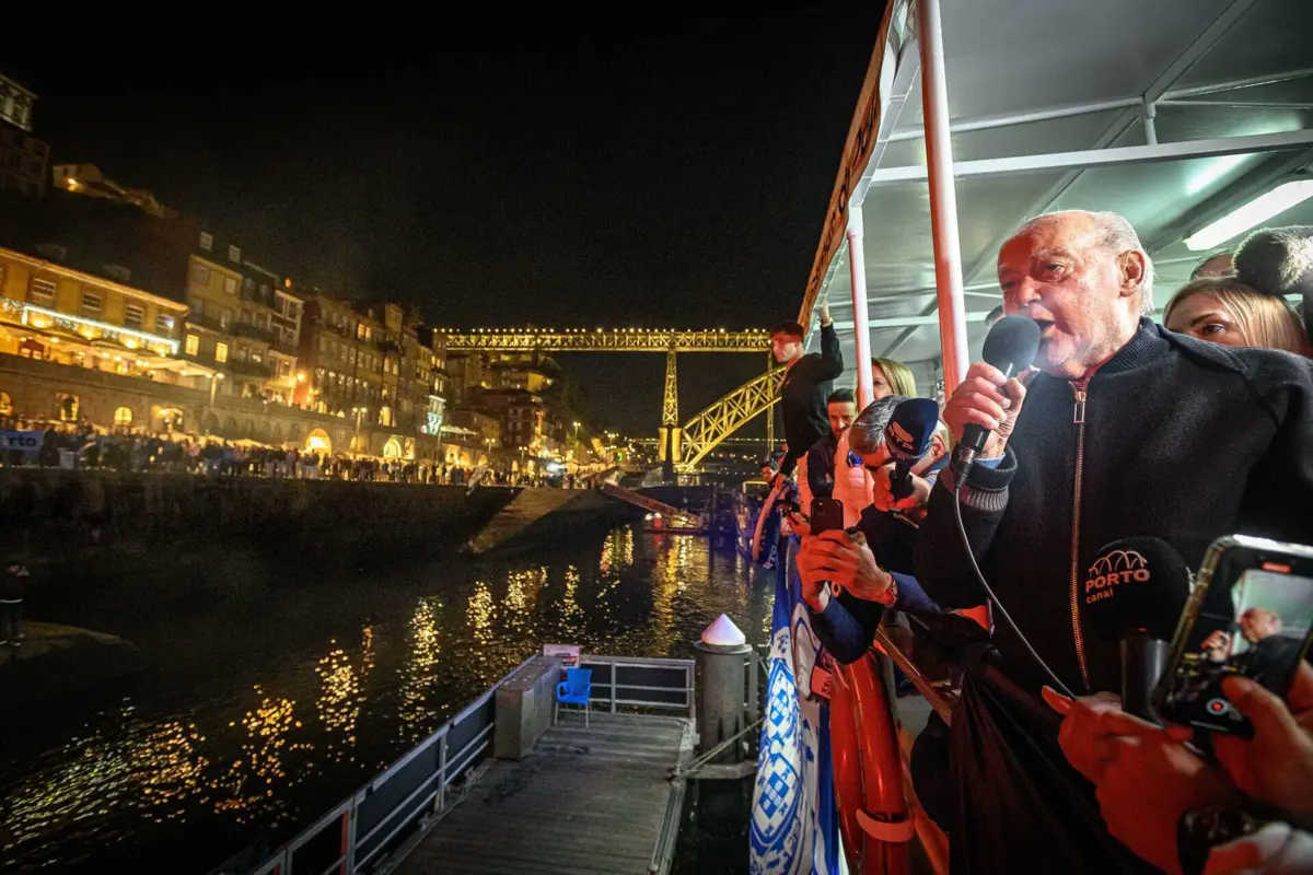 Imagem de contexto do artigo Pinto da Costa: "Não foi preciso pôr camionetas à disposição de ninguém para encher a nossa cidade"