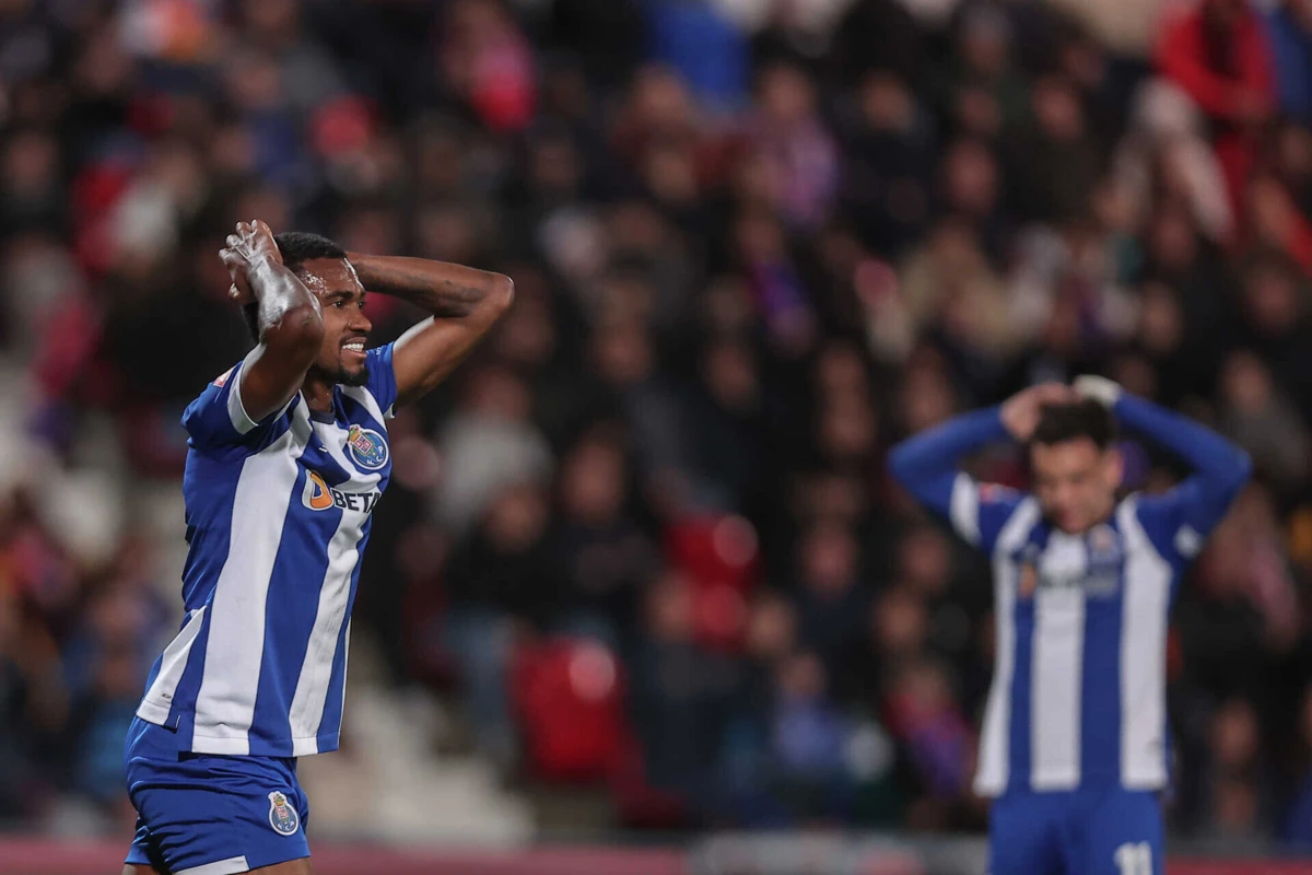 Desalento portista em Barcelos (créditos: Miguel Pereira/Global Imagens)