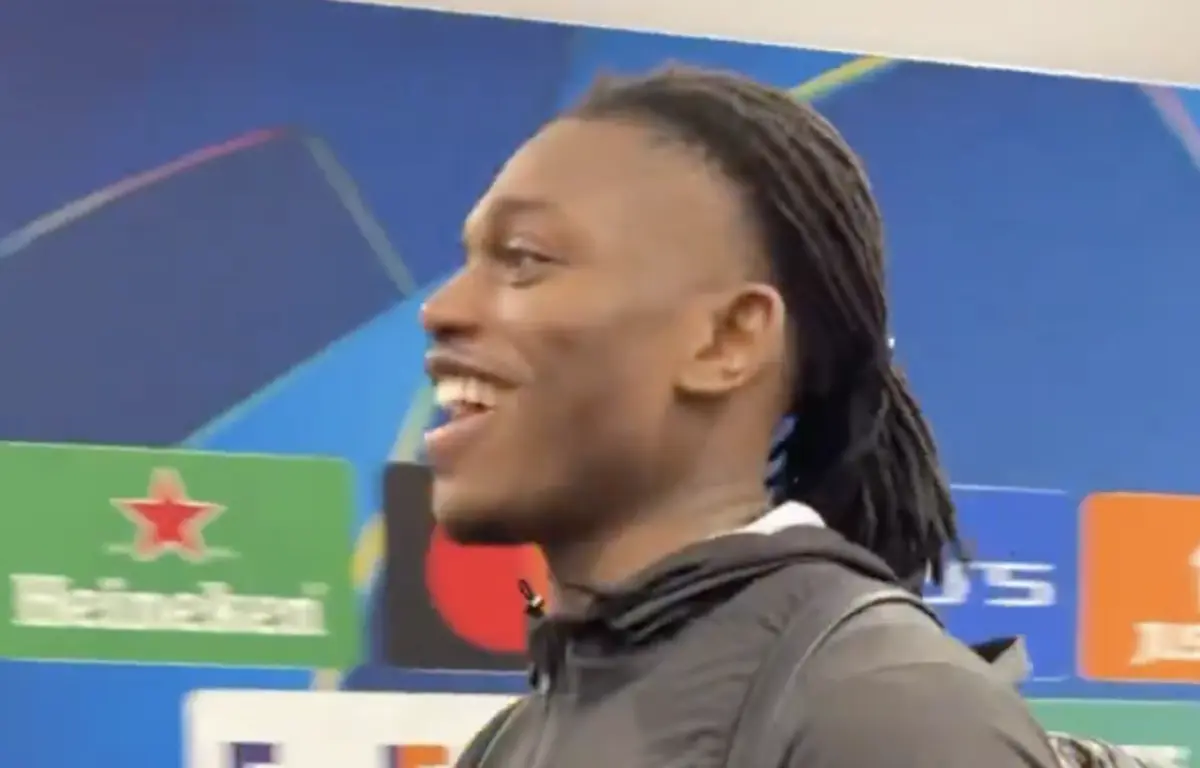 Imagem de contexto do artigo A reação de Rafael Leão quando questionado sobre o Barcelona