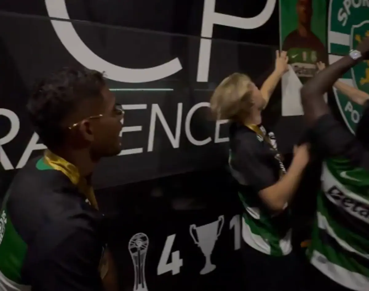 Imagem de contexto do artigo "Aqui a gente pisa a cabeça", ouviu-se nos festejos dos jogadores do Sporting