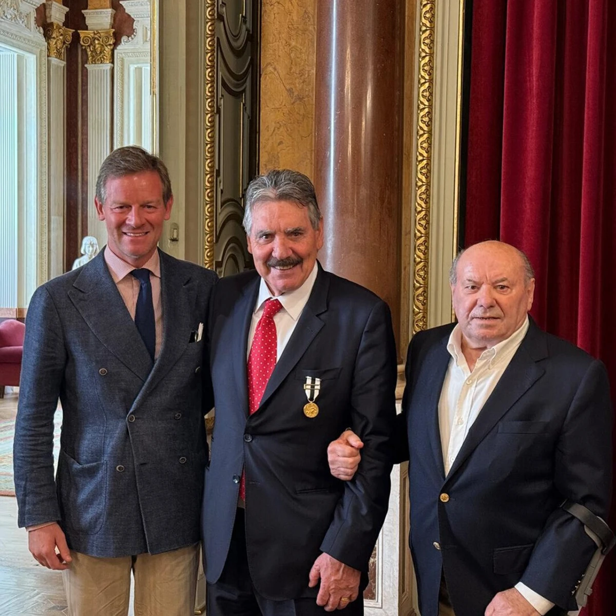 Imagem de contexto do artigo Martim Mayer presente em homenagem a Toni: "O Senhor Benfica"