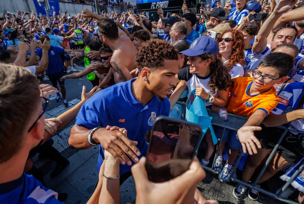 Namaso com pouco espaço no FC Porto (Créditos: Miguel Pereira)