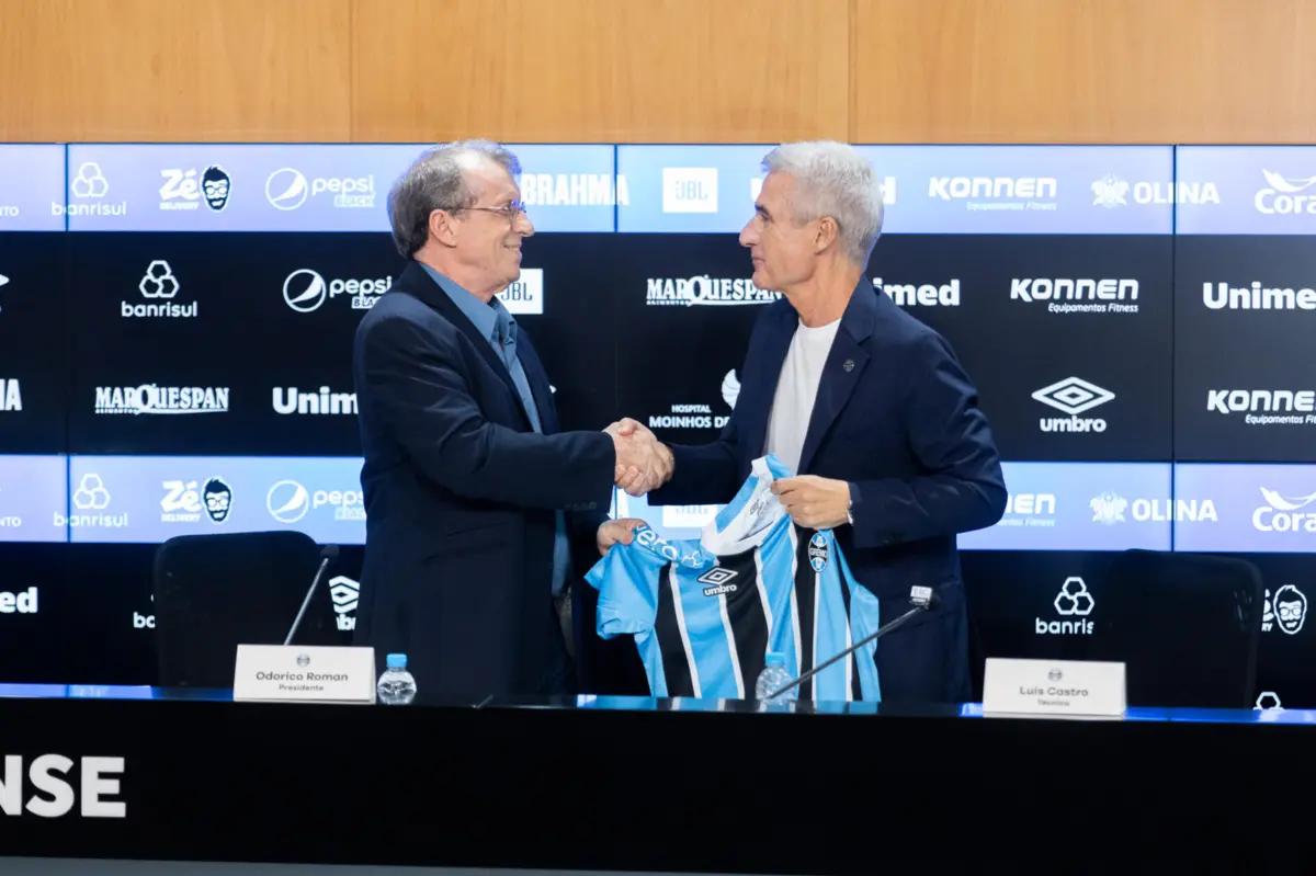 Luís Castro apresentado