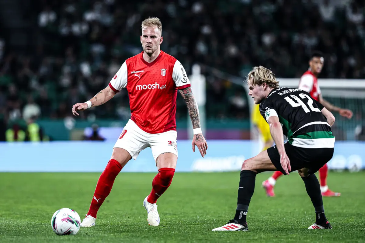 Uros Racic, 27 anos, voltou ao Braga no mercado de inverno e torce para ficar a título definitivo (créditos: Mário Vasa)