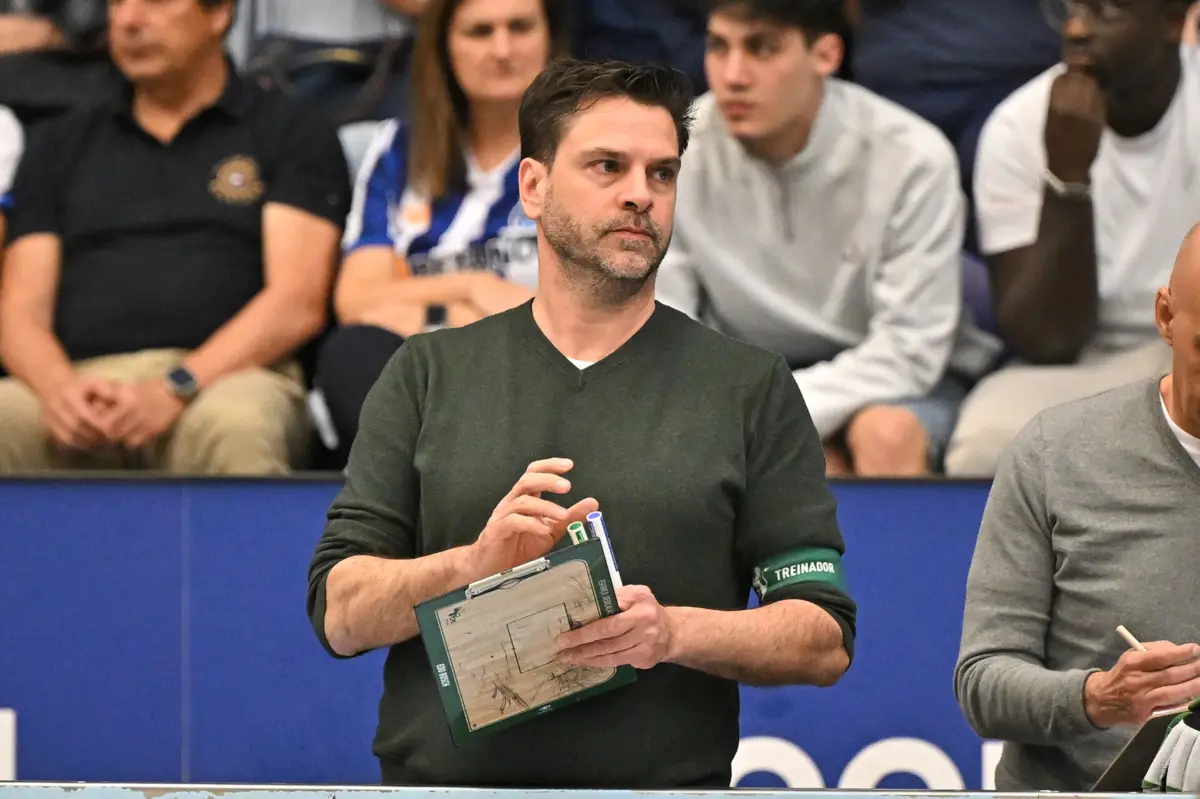 Imagem de contexto do artigo Benfica apresenta queixa de Edo Bosch ao CD: "Acusações graves, despropositadas..."