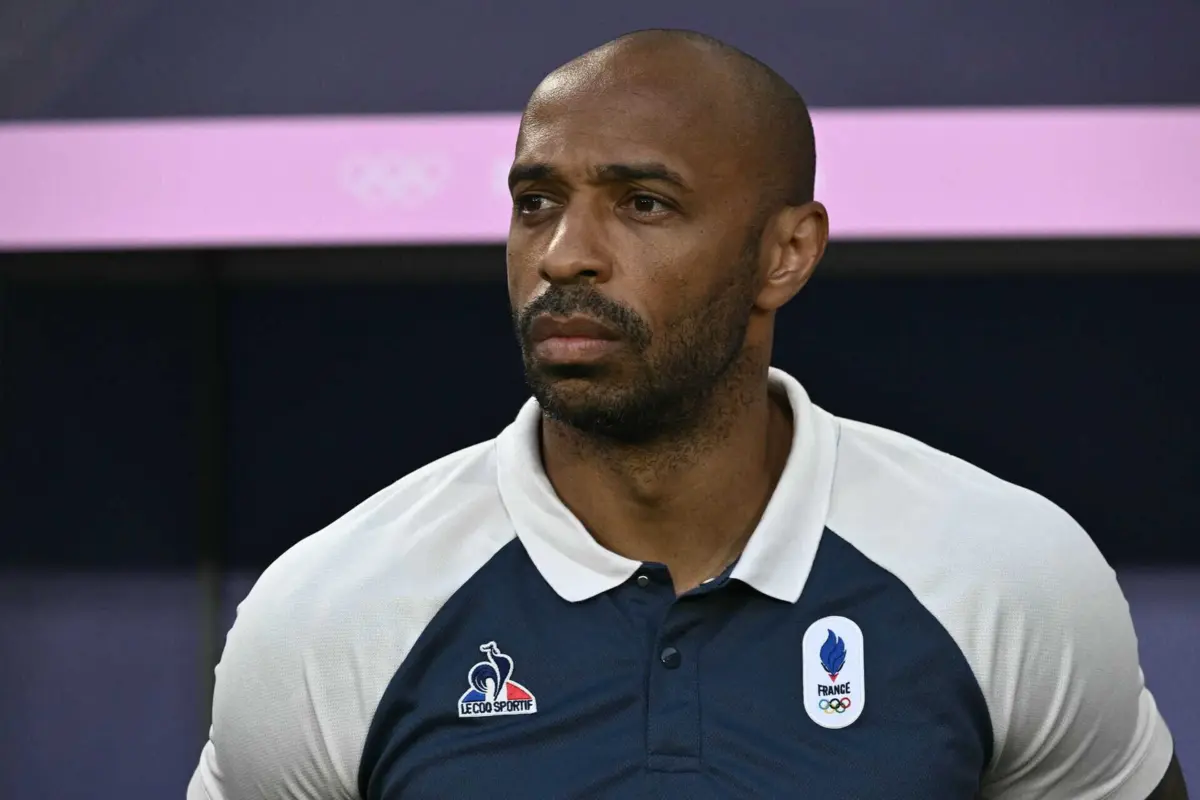 Thierry Henry em Paris'2024 (créditos: AFP)