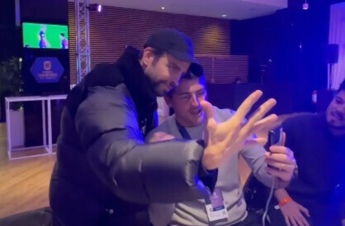 Imagem de contexto do artigo Piqué provoca Casillas após goleada do Barcelona ao Real Madrid: vídeo