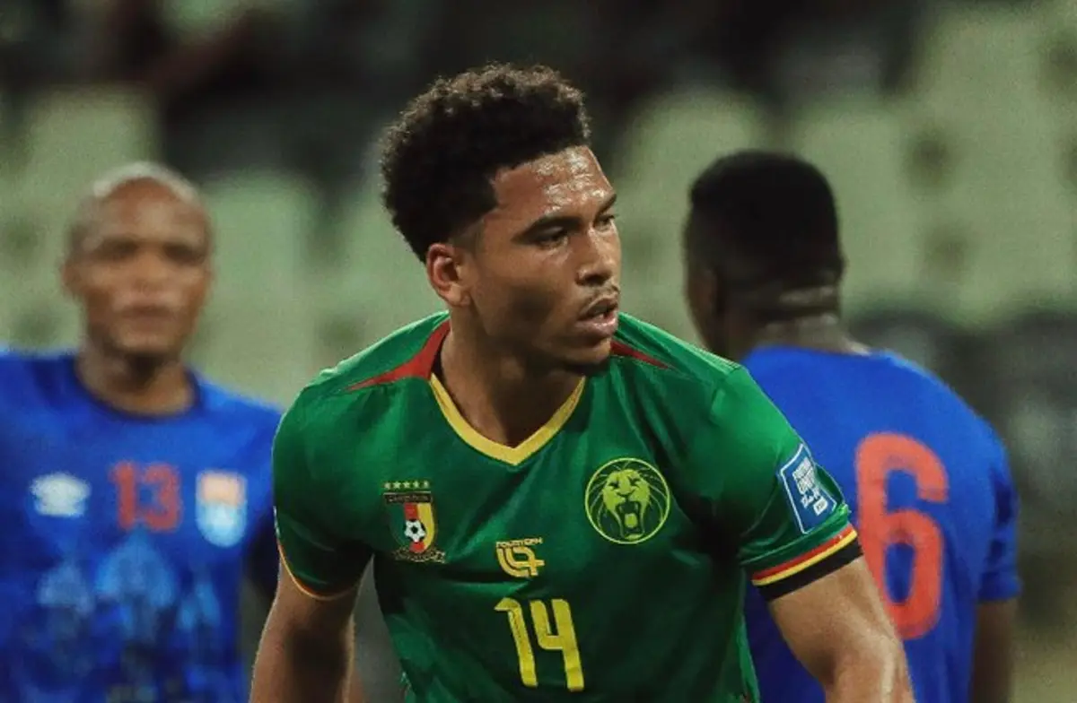 Imagem de contexto do artigo Camarões vencem com Namaso no onze: "Somos muito mais fortes com ele"