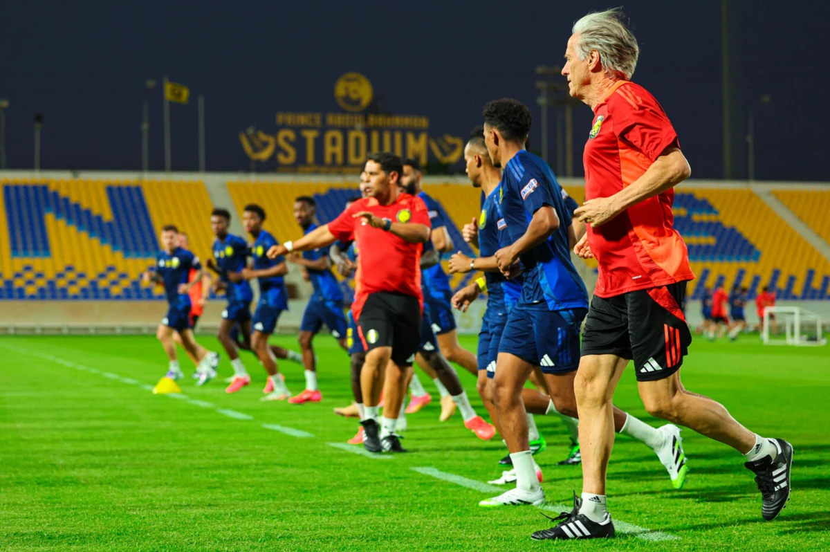 Imagem de contexto do artigo Jorge Jesus deixa Otávio de fora e Ronaldo junta-se mais tarde