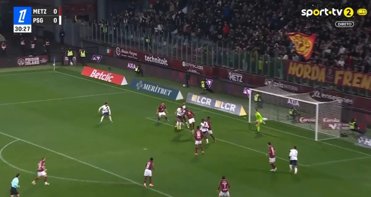 Imagem de contexto do artigo Gonçalo Ramos marca no Metz-PSG. Veja o golo do português