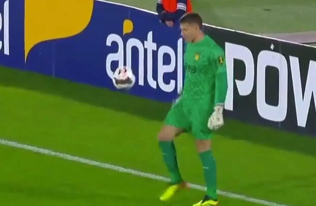 Imagem de contexto do artigo Guarda-redes começou a dar toques e a rir e... começou a confusão