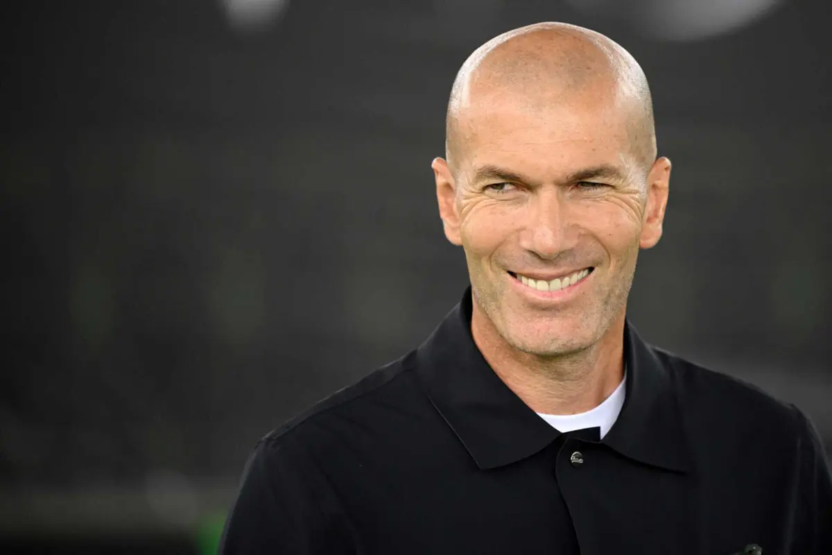 Imagem de contexto do artigo Zidane recusou proposta para ser selecionador da Argélia