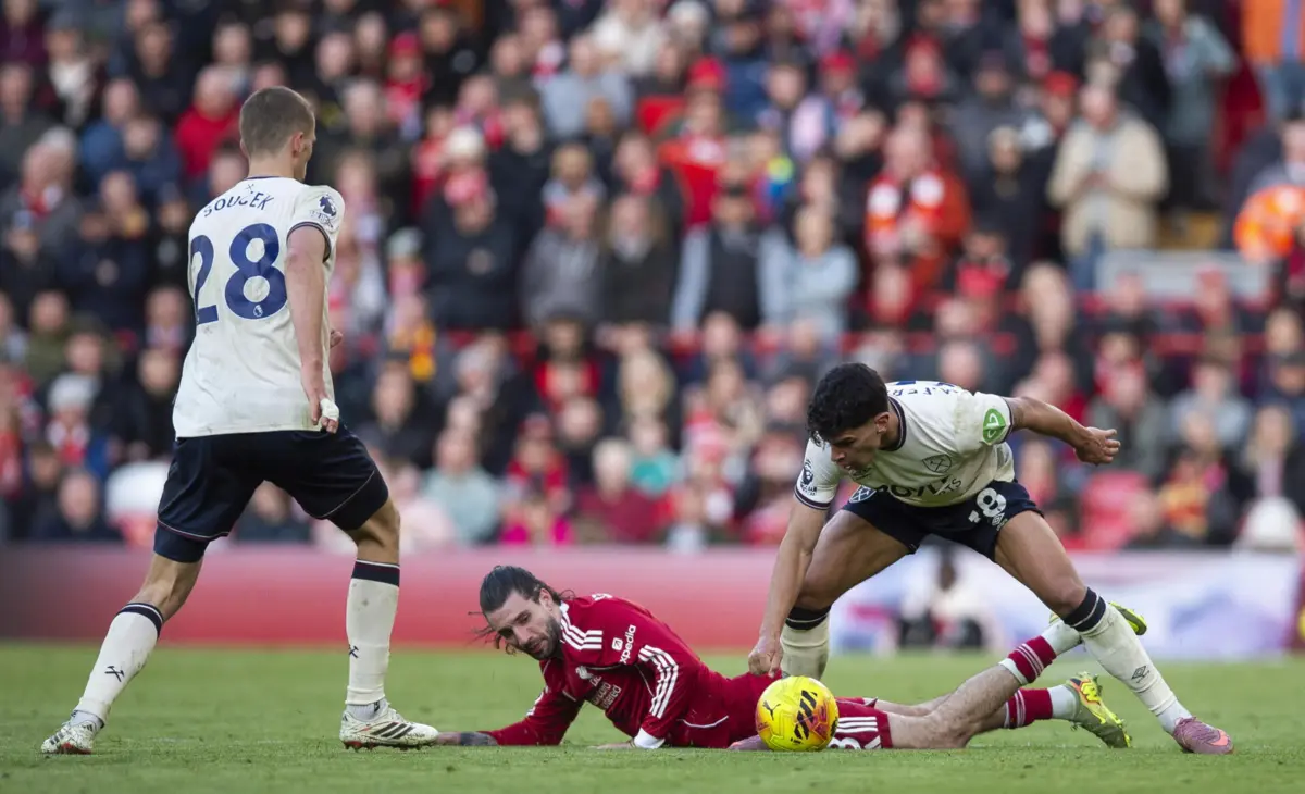 Dominik Szoboszlai e Mateus Fernandes