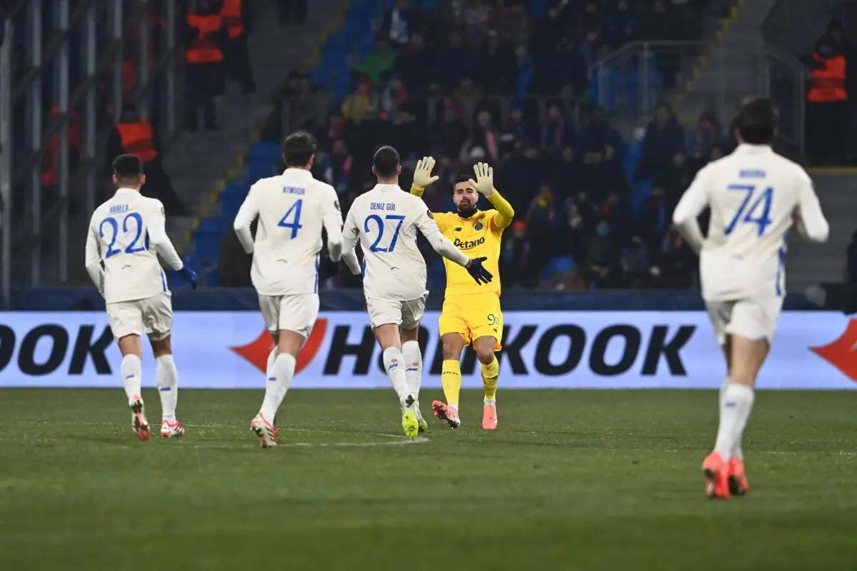 FC Porto empatou em casa d Viktoria Plzen