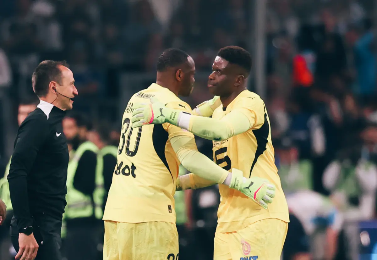 Imagem de contexto do artigo Mandanda jogou pelo Rennes em Marselha e recebeu ovação impressionante