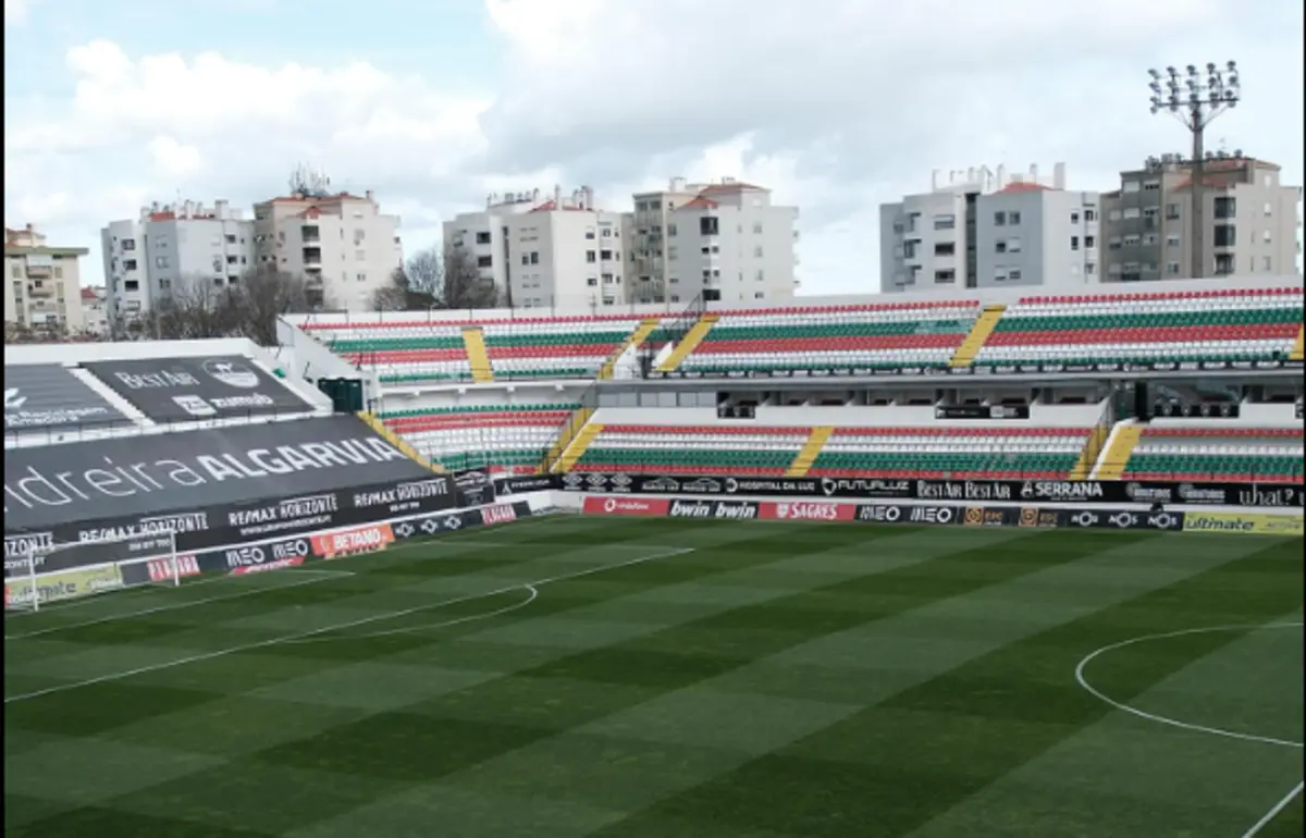 Estádio José Gomes, na Amadora