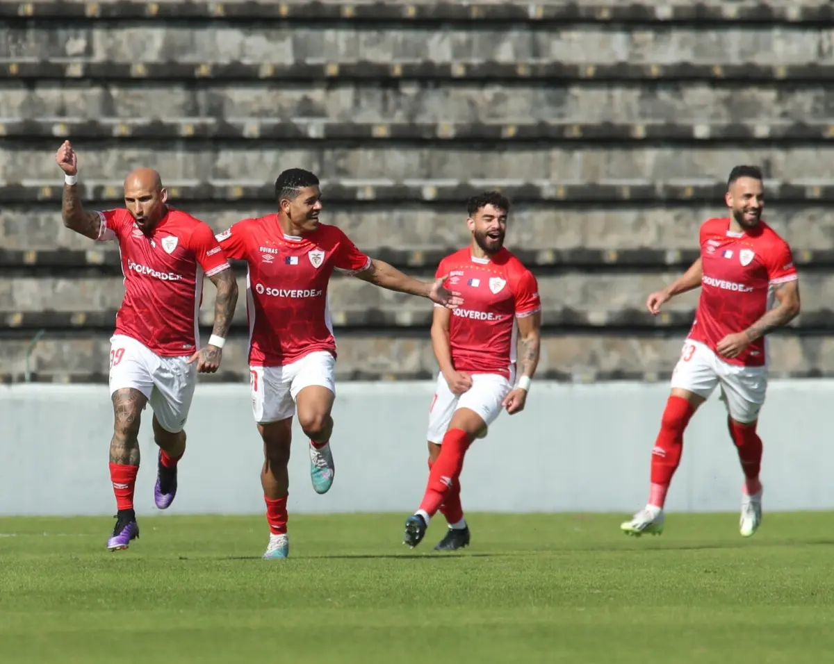 Rafael Martins à esquerda (Créditos: Eduardo Resendes/Global Imagens)