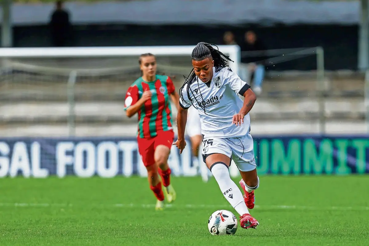 Irlanda Lopes, jogadora do Vitória