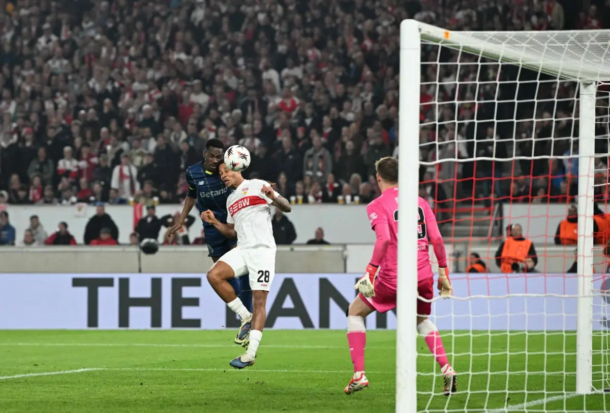 Zaidu brilhou frente ao Estugarda