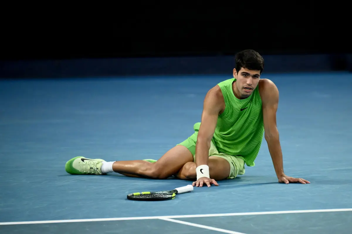 Carlos Alcaraz sofreu, mas venceu