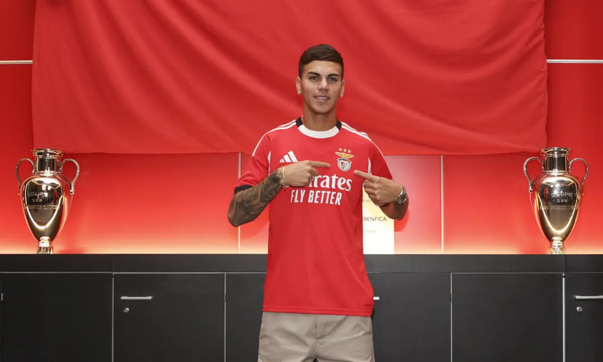 Imagem de contexto do artigo Barrenechea feliz no Benfica: "Estou num dos maiores clubes da Europa"