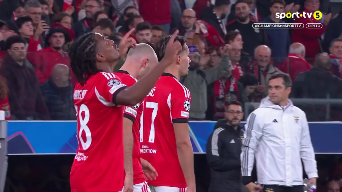 Imagem de contexto do artigo Benfica-Nápoles: Leandro Barreiro aumenta vantagem com toque de calcanhar. Ora veja