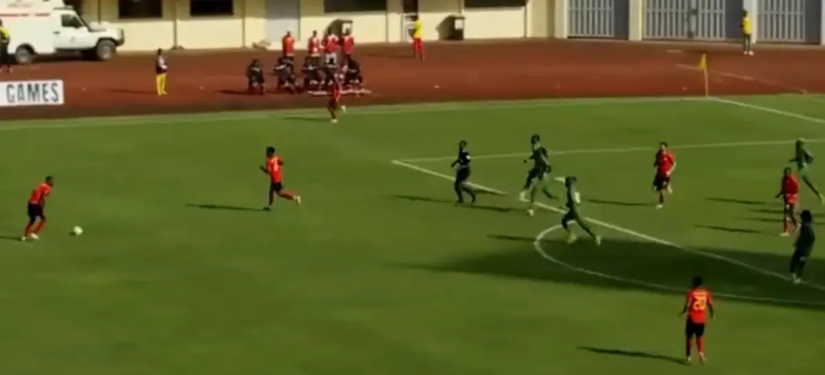 Imagem de contexto do artigo Ex-Amora, V. Setúbal e Chaves marca golaço por Moçambique contra a Guiné-Bissau