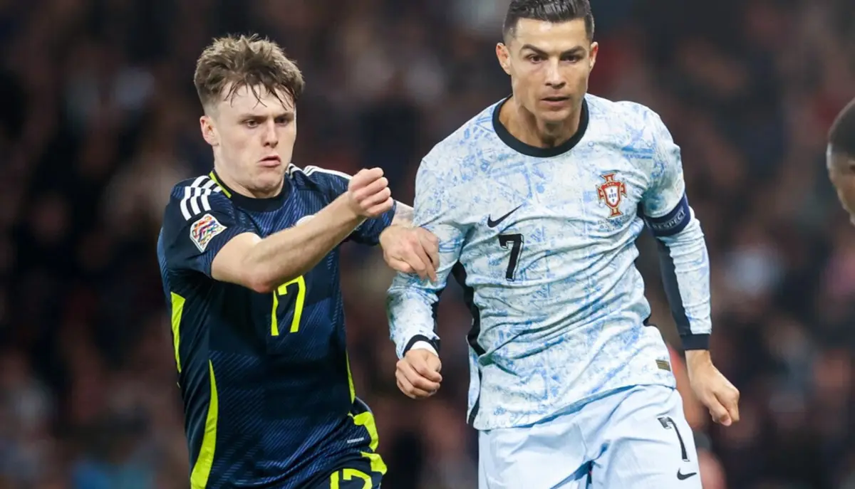 Doak e Cristiano Ronaldo (Créditos: AFP)