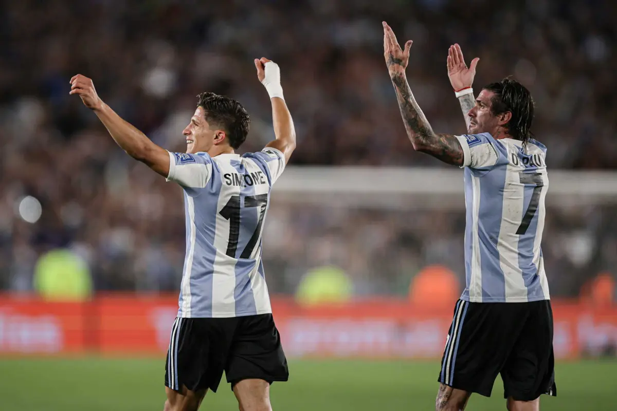 Rodrigo de Paul, à direita (créditos: EPA)