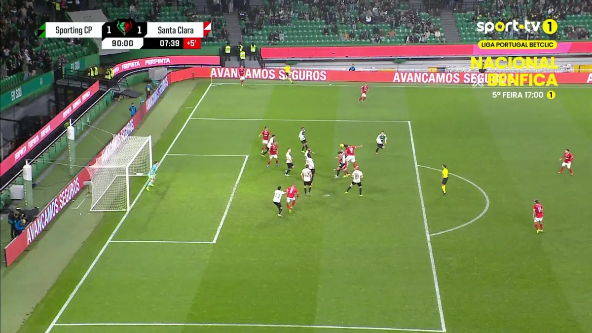 Imagem de contexto do artigo Sporting-Santa Clara: Pedro Ferreira força prolongamento aos 90'+8'. Ora veja