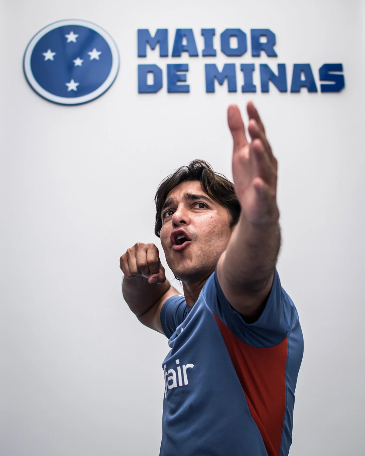 Imagem de contexto do artigo Estrela boliviana quer voltar para ir ao Mundial e o selecionador atira: "Desejos também eu tenho"