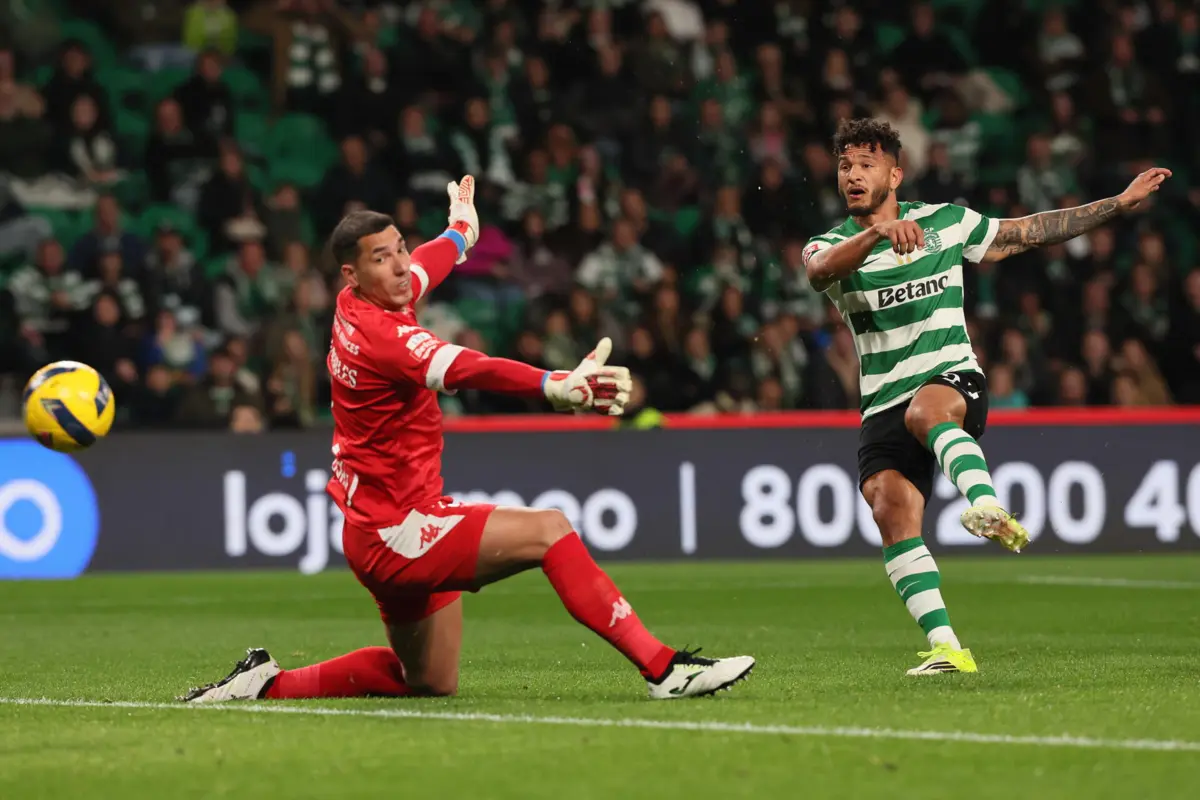 Luis Suárez marcou dois golos