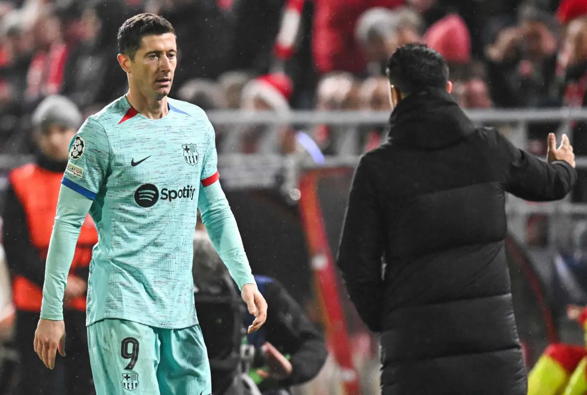 Robert Lewandowski e Xavi Hernández