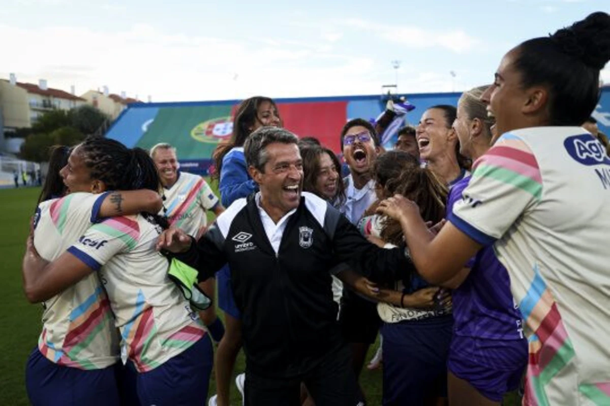 Gonçalo Nunes, treinador da equipa feminina do Torreense (Créditos: FPF)