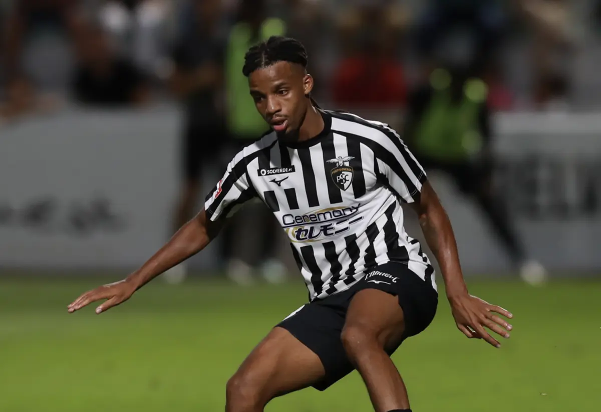 Gonçalo Costa, jogador do Portimonense